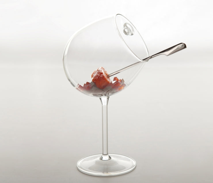 Glas "Burgund" - Only Premium Food entwickelt und vertreibt für alle Sparten der Gastronomie innovative Food Performance.