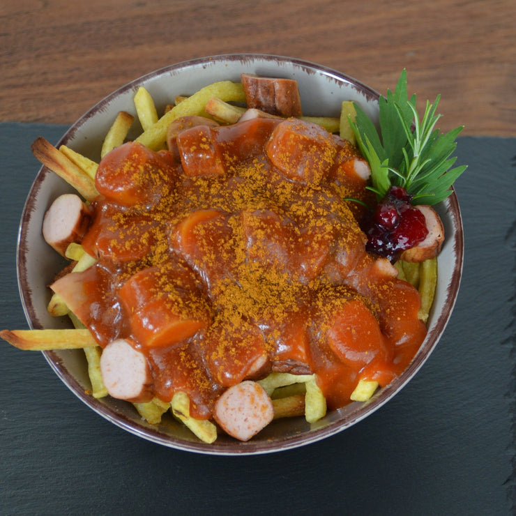 Currywurst (Schwein + Rind) im Glas - Only Premium Food entwickelt und vertreibt für alle Sparten der Gastronomie innovative Food Performance.
